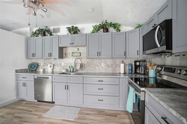 6907 CLARK STREET, Hudson, FL 34667