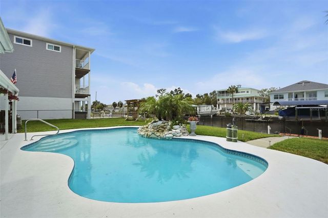6907 CLARK STREET, Hudson, FL 34667