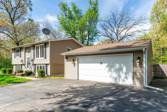 N1199 Beech Road, Genoa City, WI 53128