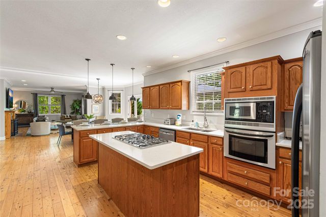 48 Sherry Lane, Leicester, NC 28748