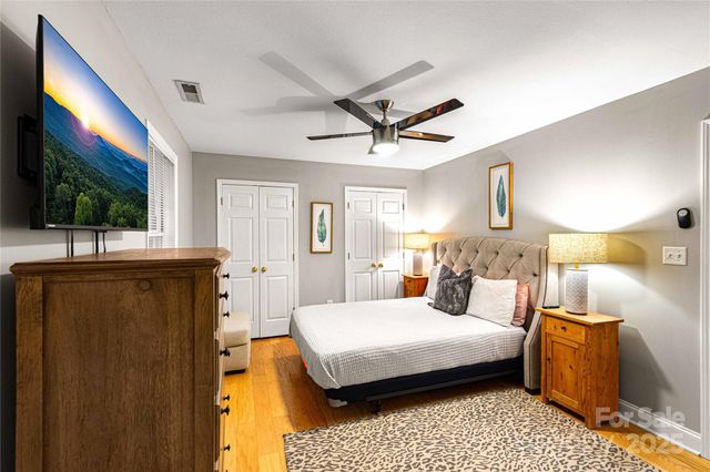 48 Sherry Lane, Leicester, NC 28748