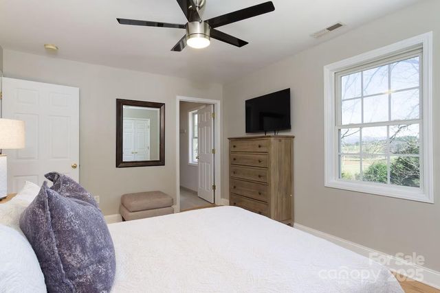 48 Sherry Lane, Leicester, NC 28748