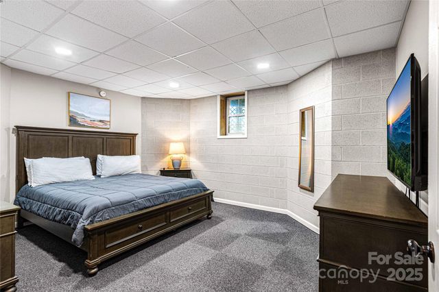 48 Sherry Lane, Leicester, NC 28748