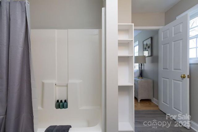 48 Sherry Lane, Leicester, NC 28748