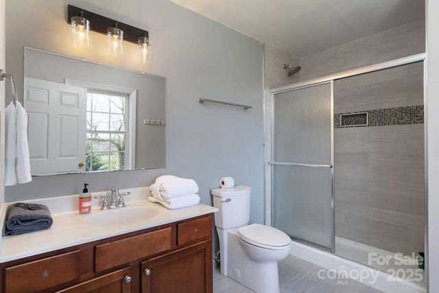 48 Sherry Lane, Leicester, NC 28748