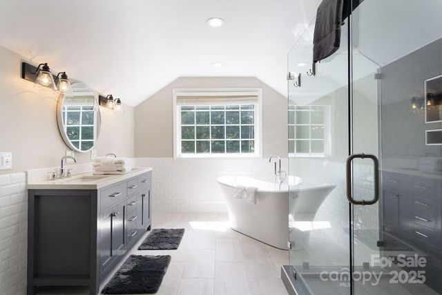 48 Sherry Lane, Leicester, NC 28748