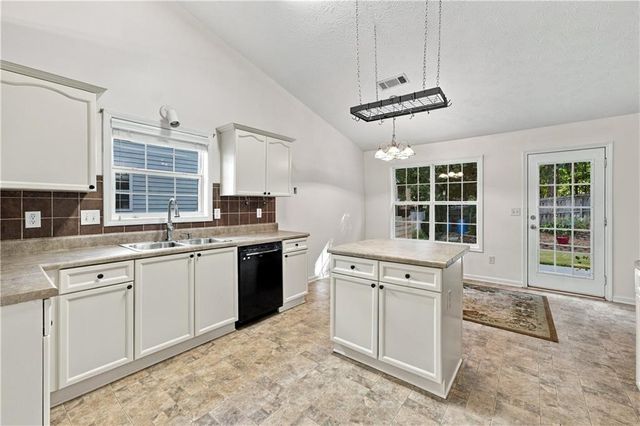 1490 Jami Hollow Way, Lawrenceville, GA 30043