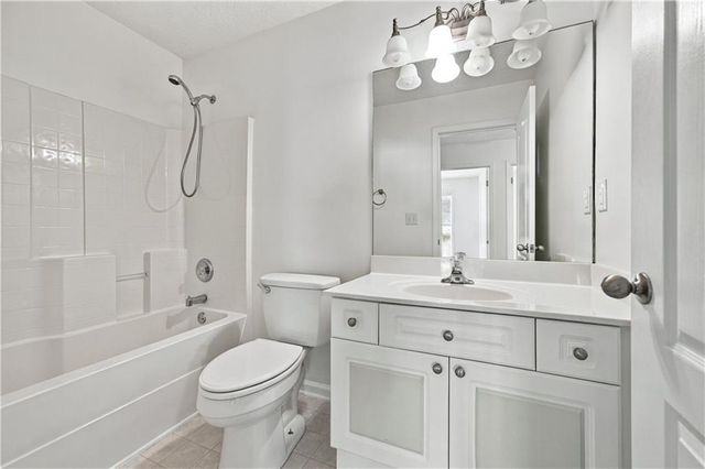 1490 Jami Hollow Way, Lawrenceville, GA 30043