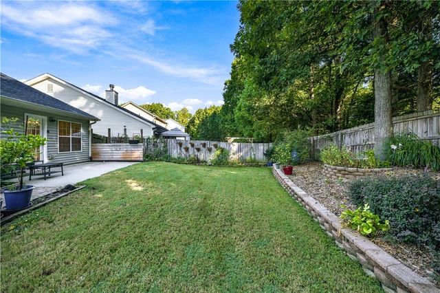 1490 Jami Hollow Way, Lawrenceville, GA 30043
