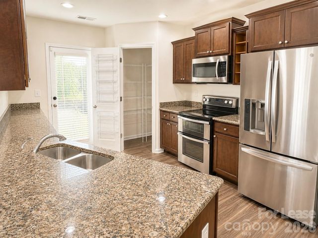 1854 Aston Mill Place, Charlotte, NC 28273