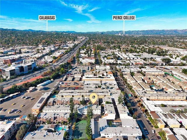 18360 Collins Street E, Tarzana, CA 91356