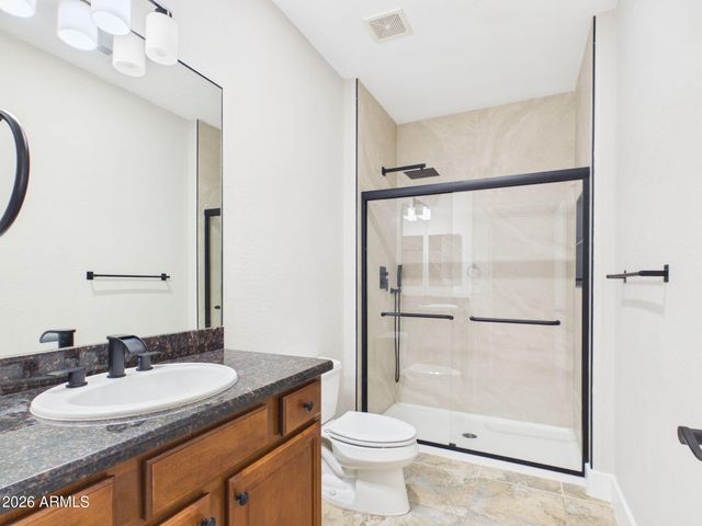 2926 E HARTFORD Avenue, Phoenix, AZ 85032