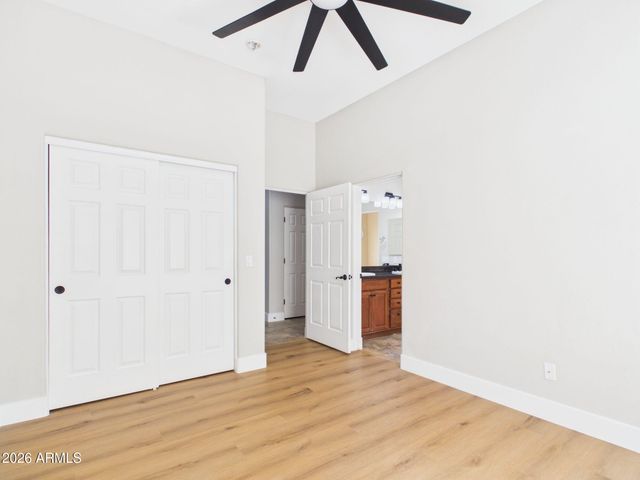 2926 E HARTFORD Avenue, Phoenix, AZ 85032