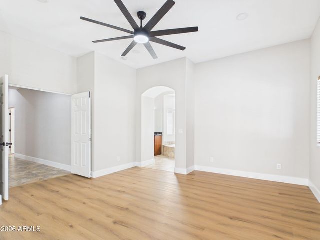 2926 E HARTFORD Avenue, Phoenix, AZ 85032