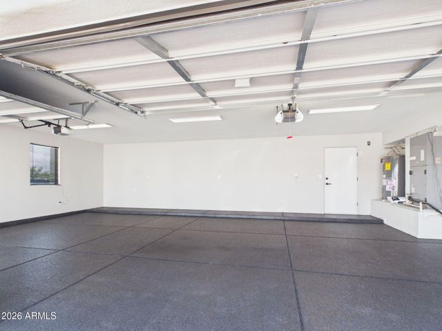 2926 E HARTFORD Avenue, Phoenix, AZ 85032