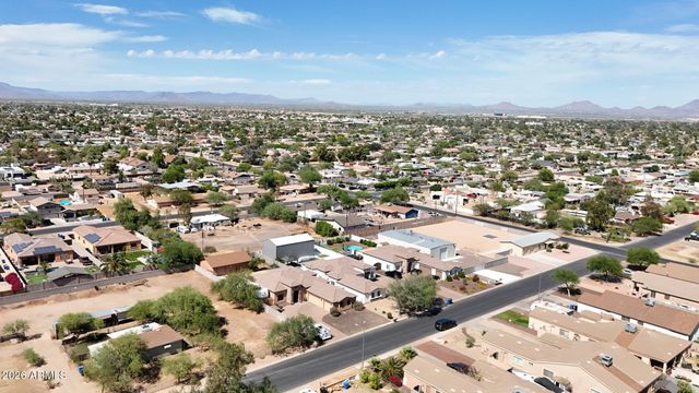 2926 E HARTFORD Avenue, Phoenix, AZ 85032