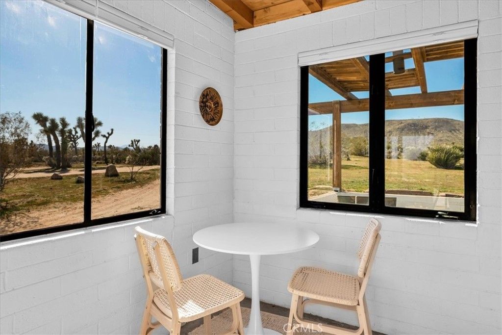 Image 15 of property listing at 5437 Paradise View Road, Yucca Valley, CA 92284