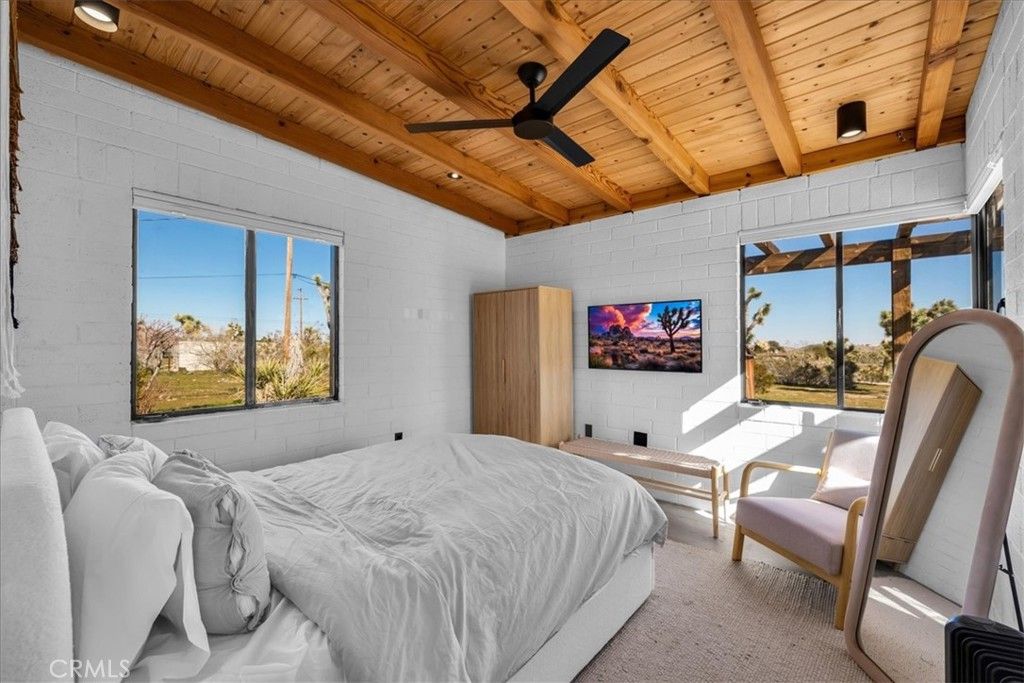 Image 23 of property listing at 5437 Paradise View Road, Yucca Valley, CA 92284