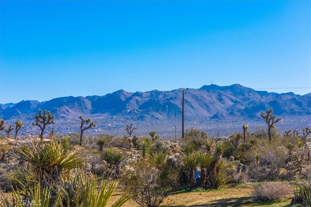 Image 41 of property listing at 5437 Paradise View Road, Yucca Valley, CA 92284