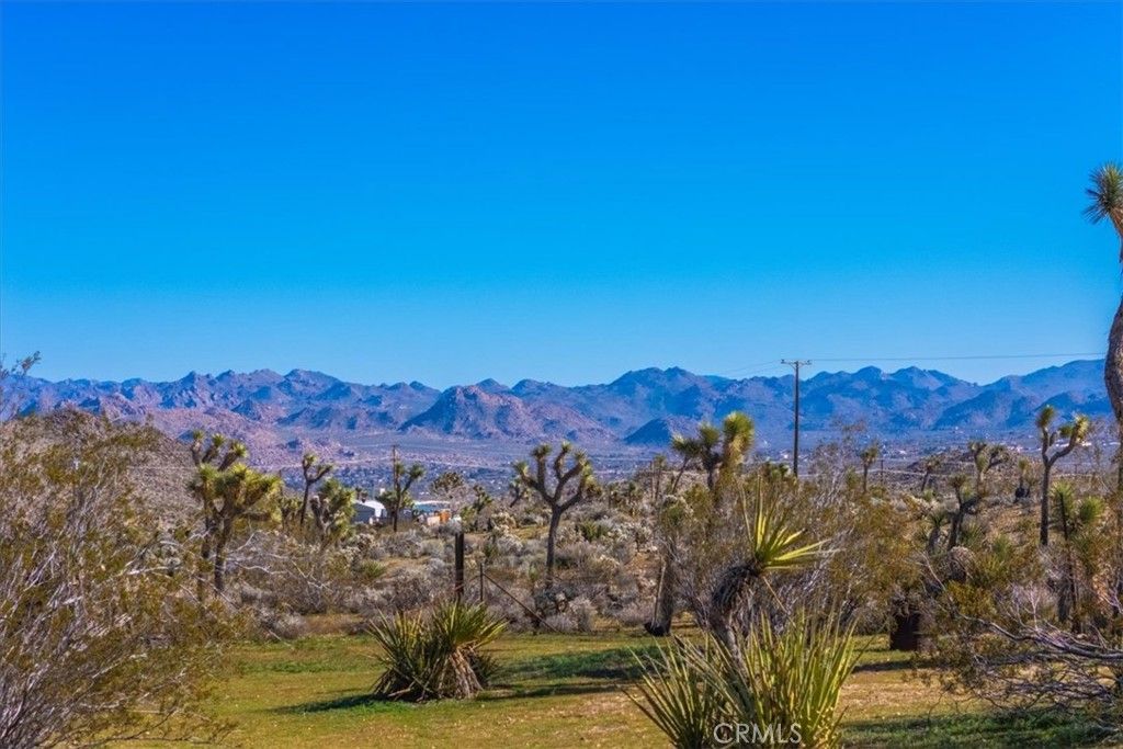 Image 42 of property listing at 5437 Paradise View Road, Yucca Valley, CA 92284