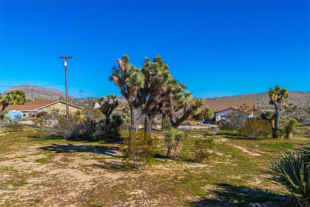 Image 43 of property listing at 5437 Paradise View Road, Yucca Valley, CA 92284