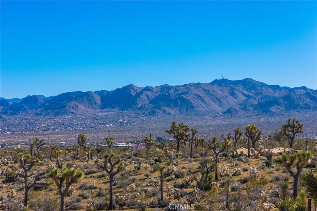 Image 44 of property listing at 5437 Paradise View Road, Yucca Valley, CA 92284