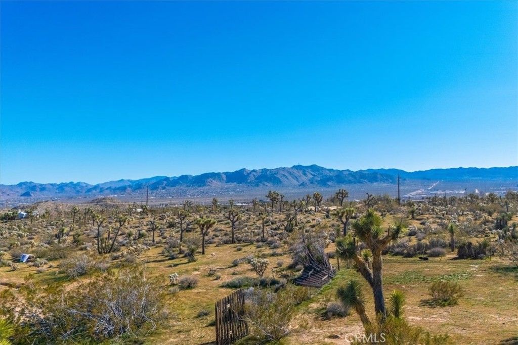 Image 45 of property listing at 5437 Paradise View Road, Yucca Valley, CA 92284