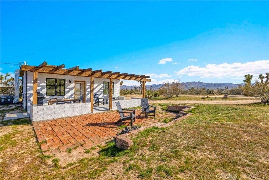 Image 50 of property listing at 5437 Paradise View Road, Yucca Valley, CA 92284