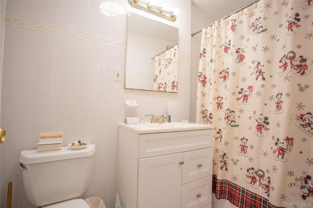 333 E Broadway 4G, Long Beach, NY 11561