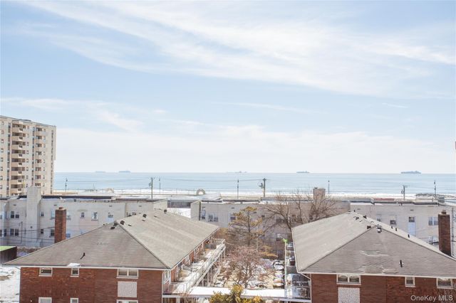 333 E Broadway 4G, Long Beach, NY 11561