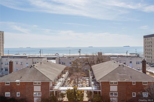 333 E Broadway 4G, Long Beach, NY 11561