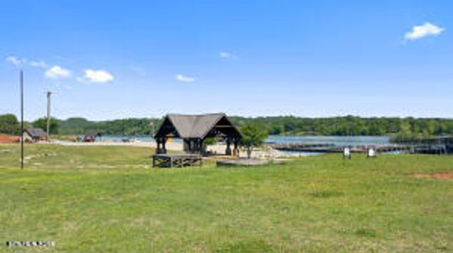 2148 Old Dogwood Tr, Loudon, TN 37774