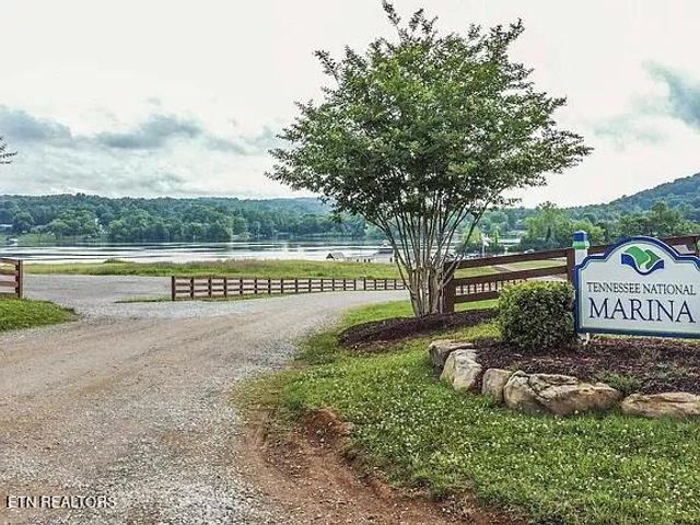 2148 Old Dogwood Tr, Loudon, TN 37774