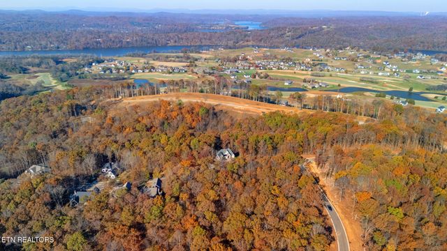 2148 Old Dogwood Tr, Loudon, TN 37774