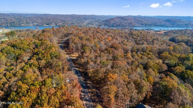 2148 Old Dogwood Tr, Loudon, TN 37774