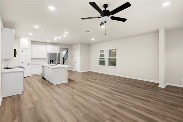 5900 Whisper Creek DR 413, Georgetown, TX 78628