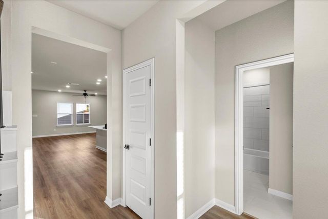 5900 Whisper Creek DR 413, Georgetown, TX 78628