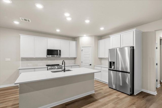 5900 Whisper Creek DR 413, Georgetown, TX 78628