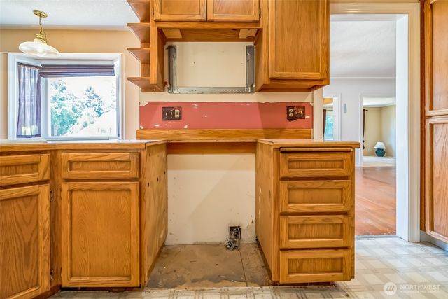 7105 NE 58th Ave, Vancouver, WA 98661