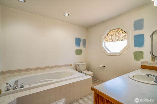 7105 NE 58th Ave, Vancouver, WA 98661