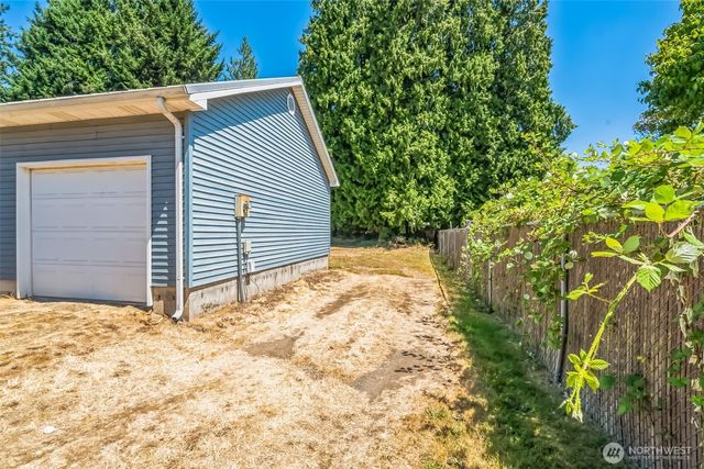 7105 NE 58th Ave, Vancouver, WA 98661