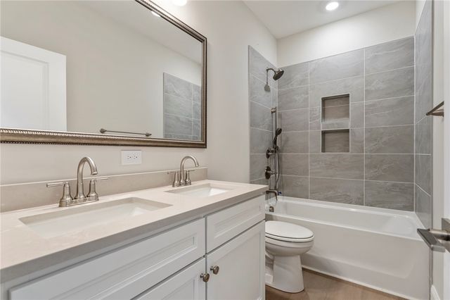 202 Chandler Court, Easley, SC 29642