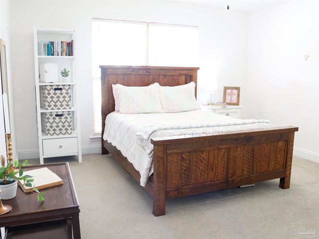 3751 Cotton Gin Ln, Pace, FL 32571