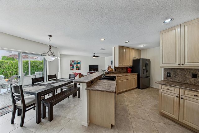 17276 BALBOA POINT Way, Boca Raton, FL 33487