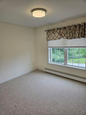 28 Owens Dr Unit 24, Swanzey, NH 03446