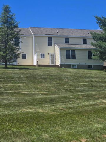 28 Owens Dr Unit 24, Swanzey, NH 03446