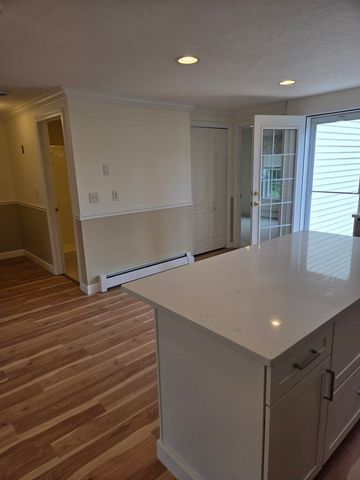 28 Owens Dr Unit 24, Swanzey, NH 03446