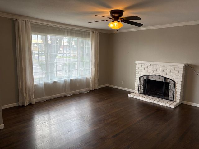 2005 E Marshall, Turlock, CA 95380