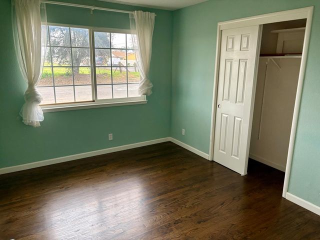 2005 E Marshall, Turlock, CA 95380