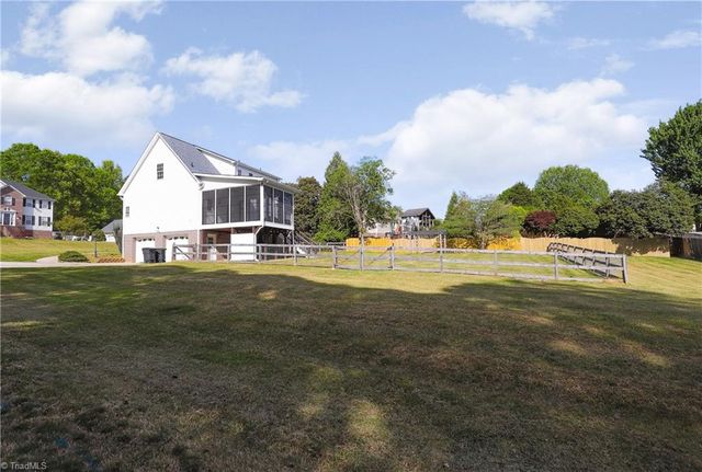 100 Woodstaff Road, Kernersville, NC 27284